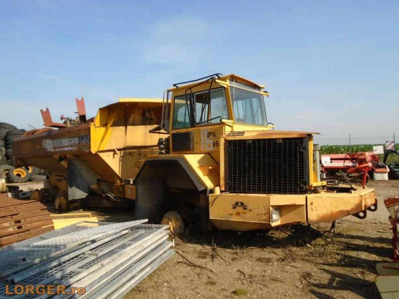 Dezmembrare excavator pe senile Komatsu PC350 NLC