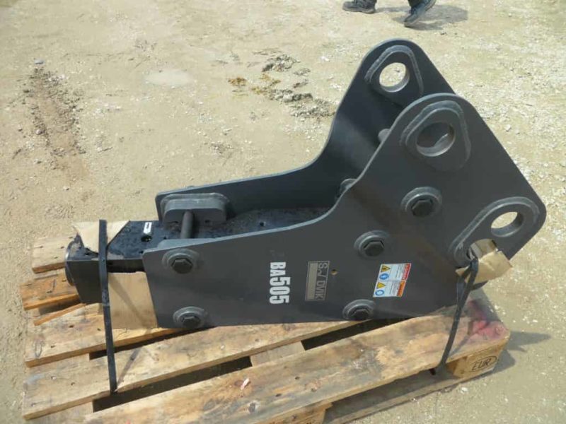 Ciocan hidraulic SANDVIK BA707