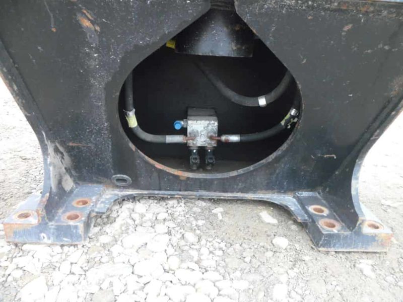 Cale NOU pentru excavator