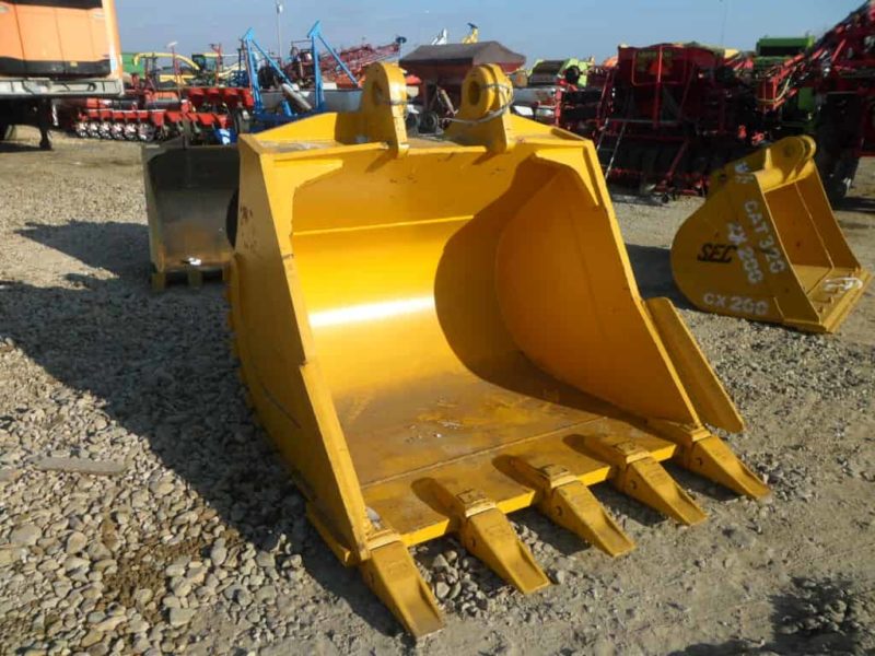 Cupa noua pentru excavator Komatsu