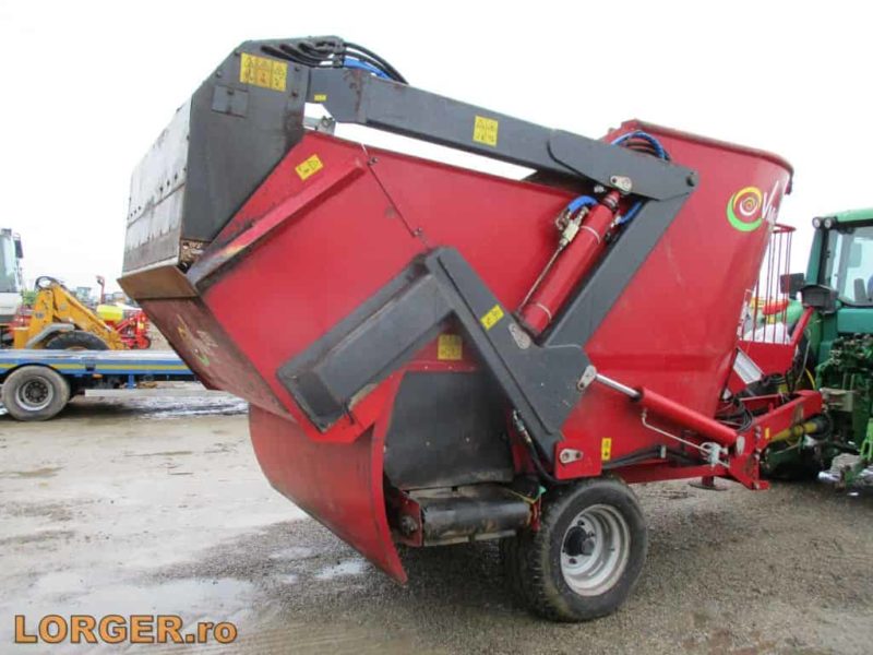 Mixer pentru furaje BVL V-Mix 8LS