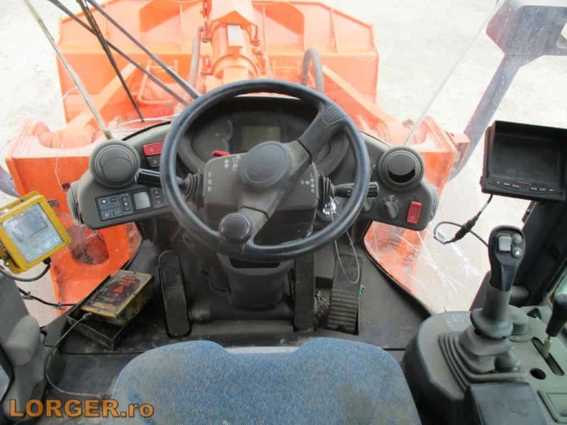 Incarcator frontal Hitachi Zaxis ZW250