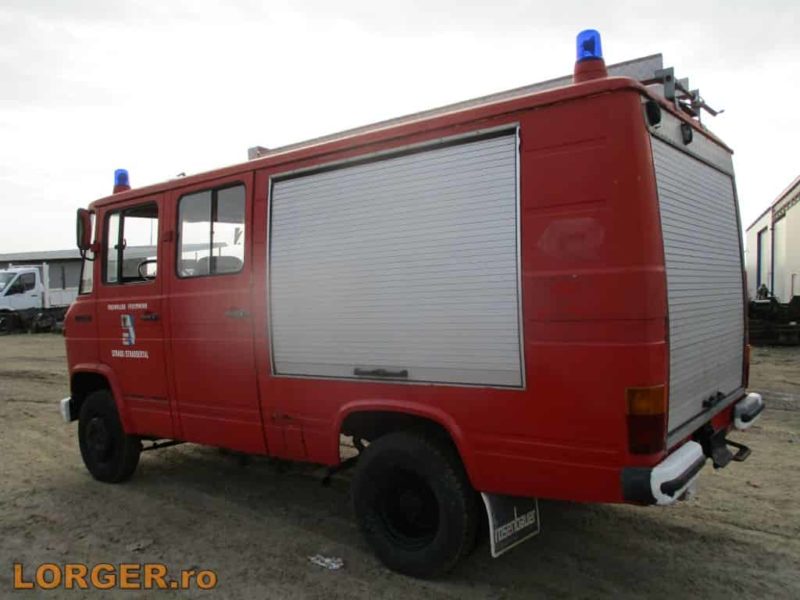 Masina de pompieri Mercedes 608D