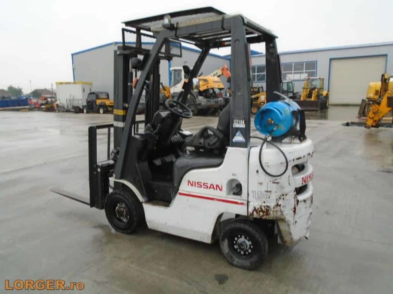 Stivuitor pe gaz Nissan EBT P1F1