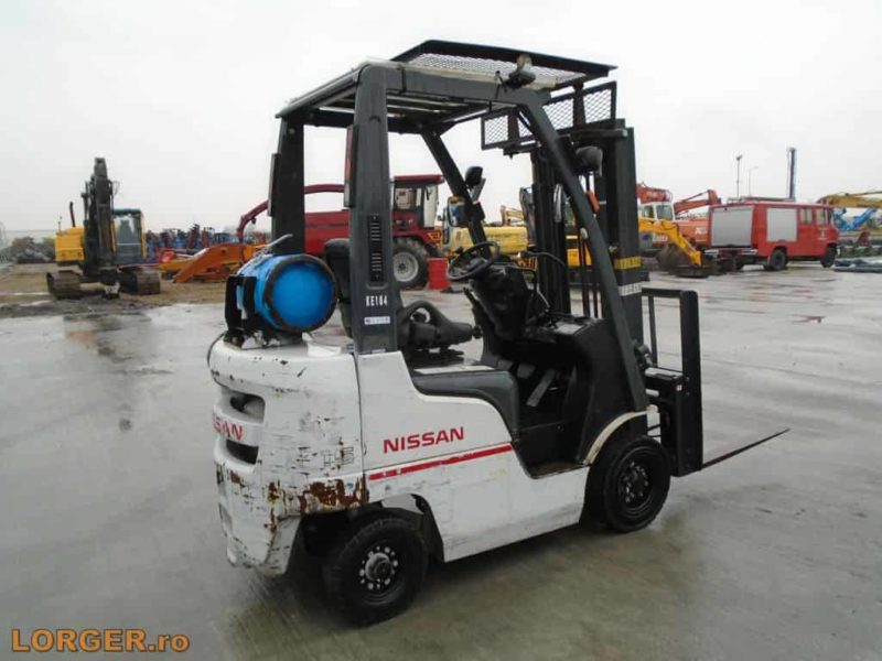 Stivuitor pe gaz Nissan EBT P1F1