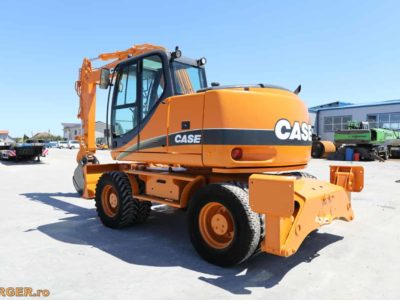 Excavator pe pneuri Case WX 145
