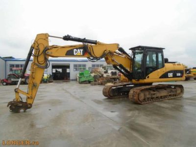 Excavator pe senile Caterpillar 323D