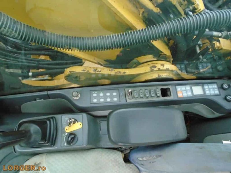 Excavator pe senile Caterpillar 323D