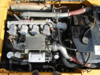 Excavator pe senile Liebherr R900C