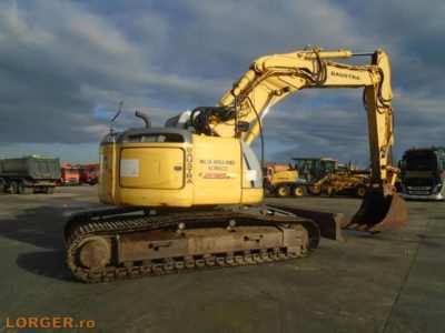 Excavator pe senile New Holland E235B SR-2