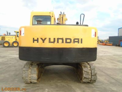 Excavator Hyundai Robex 110-7 pe senile de cauciuc