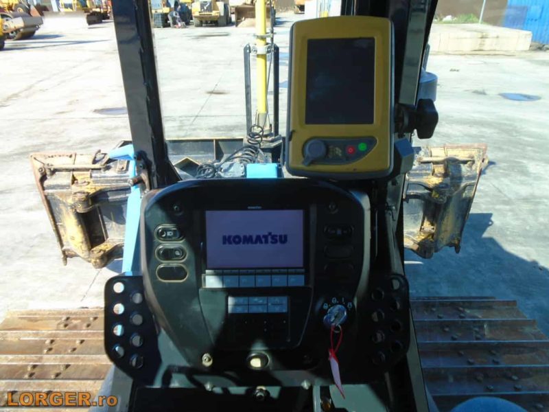 Buldozer Komatsu D61PX-23 cu laser 3D