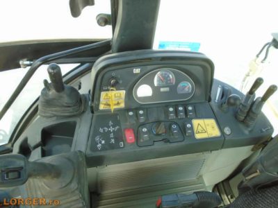 Buldoexcavator Caterpillar 432 F - 2013