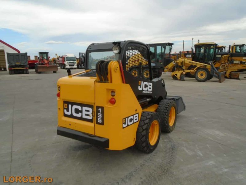 Mini-incarcator JCB 135R
