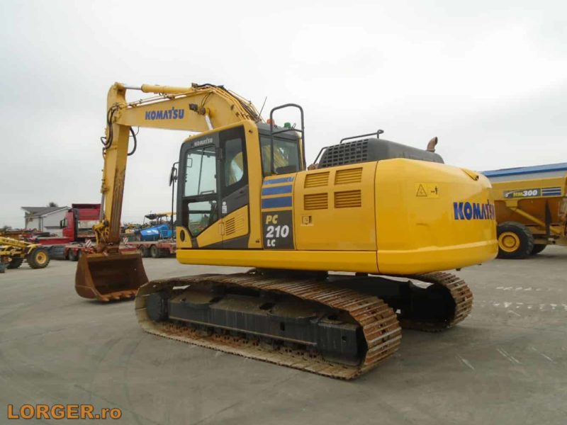 Excavator pe senile Komatsu PC210 LC-10