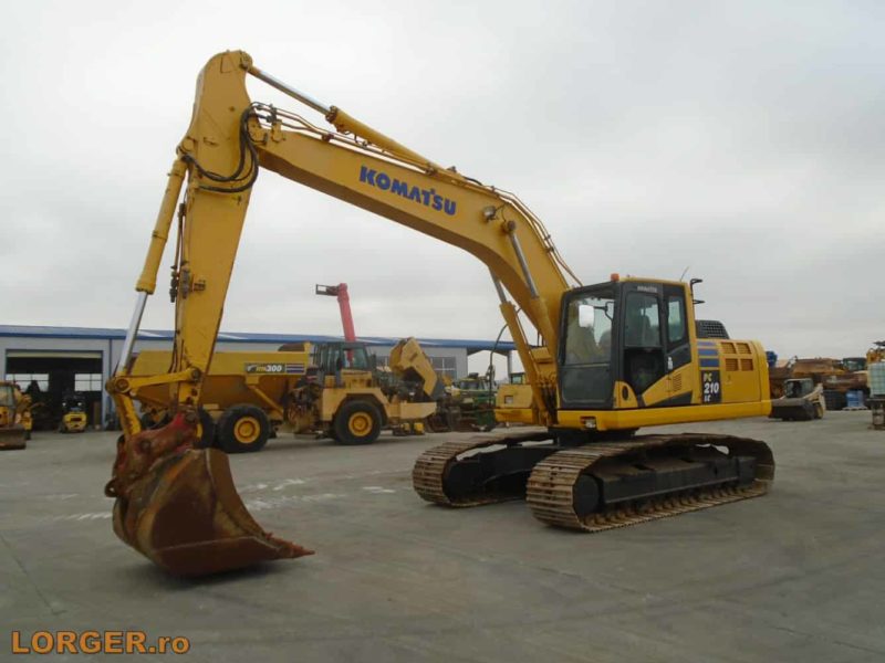 Excavator pe senile Komatsu PC210 LC-10