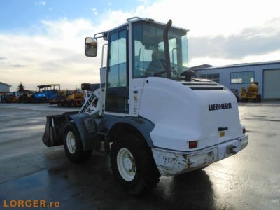 Incarcator frontal Liebherr L506