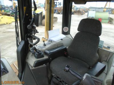 Buldozer Caterpillar D6N LGP - 2010