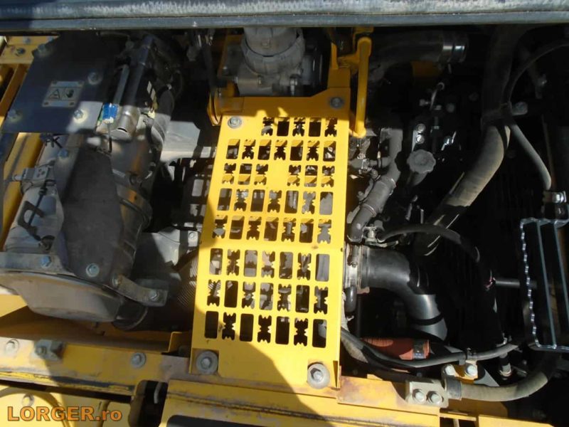 Excavator pe senile Komatsu PC290 LC-10