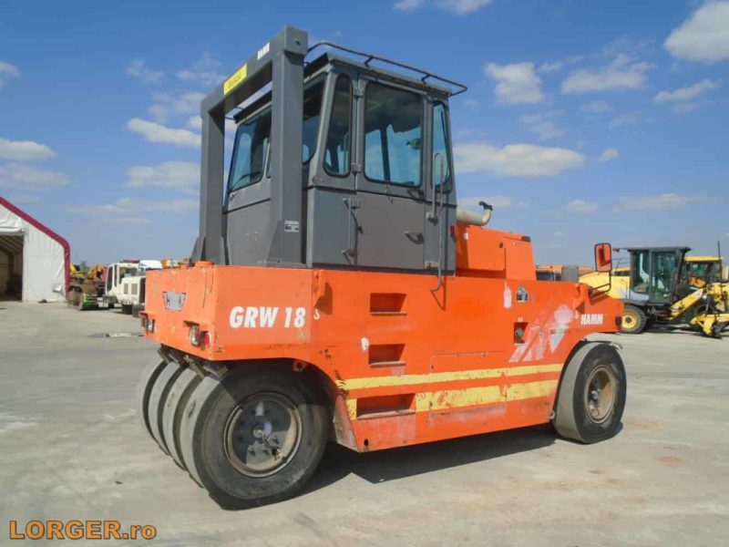 Compactor pe pneuri Hamm GRW18 - 2004