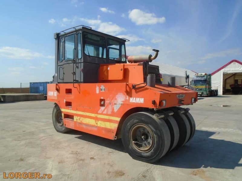 Compactor pe pneuri Hamm GRW18 - 2004