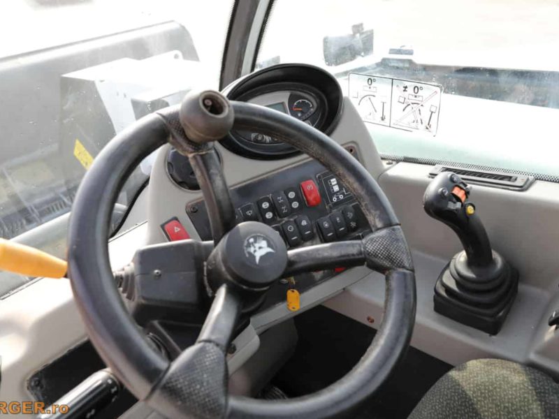 Incarcator telescopic Bobcat TL38.70 HF