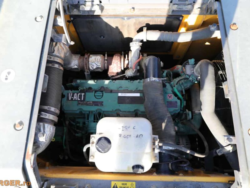 Excavator pe senile Volvo EC300 EL