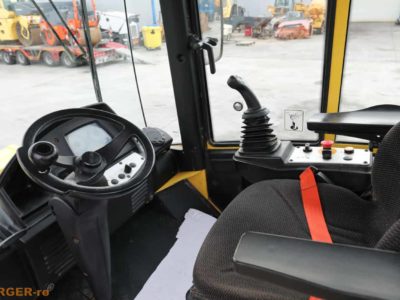 Compactor monocilindru Bomag BW 216 DH-4