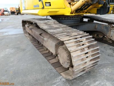 Excavator pe senile Komatsu PC340 LC-6K cu brat lung