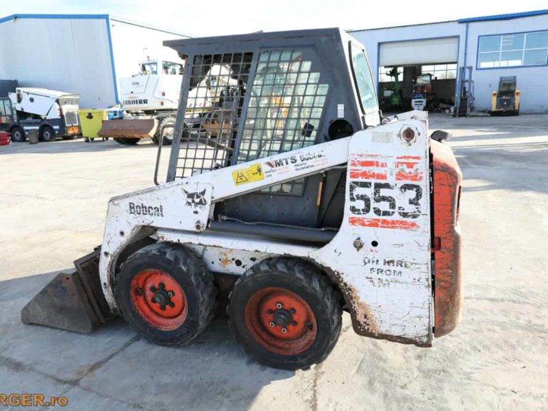 Mini-incarcator Bobcat 553