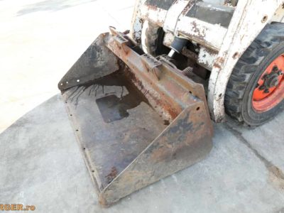 Mini-incarcator Bobcat 553