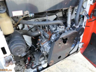 Mini-incarcator Bobcat 553