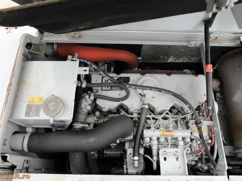 Excavator pe pneuri Caterpillar M313D - 2009