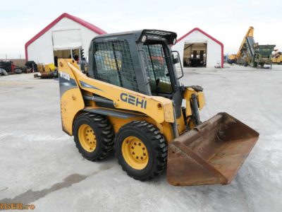 Mini-incarcator Gehl R135