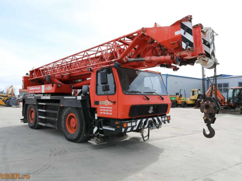 Automacara Grove GMK 2035 de inchiriat