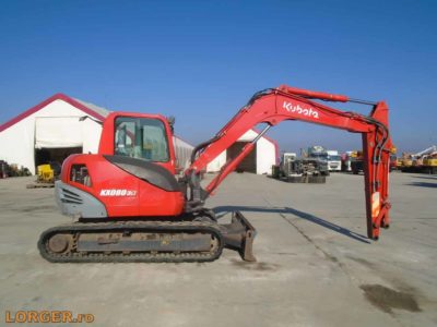 Excavator pe senile de cauciuc Kubota KX080-3