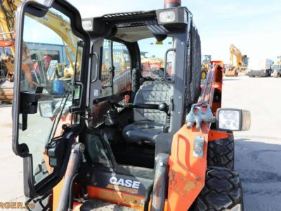 Mini-incarcator Case SR250