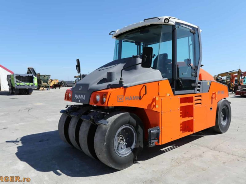 Compactor pe pneuri Hamm HP 180i NOU