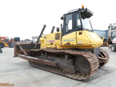 Buldozer New Holland D180