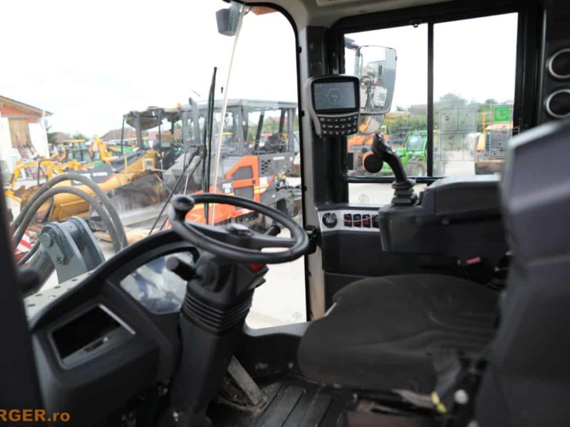 Incarcator frontal Hyundai HL 955A TM