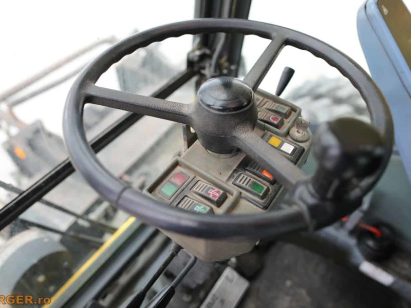 Excavator pe pneuri Atlas Terex 1604