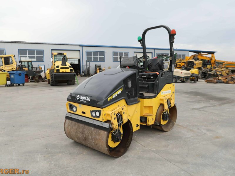 Compactor tandem Bomag BW120 AD-5 - 2014