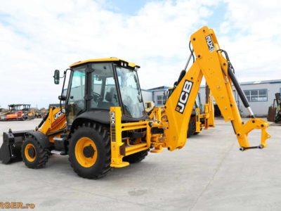 Buldoexcavator JCB 3CX NOU