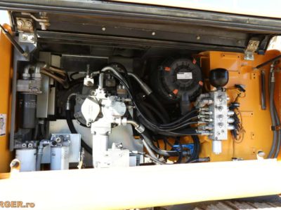 Excavator pe senile Liebherr R922 LC