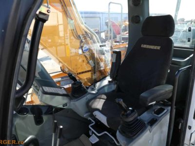 Excavator pe senile Liebherr R922 LC