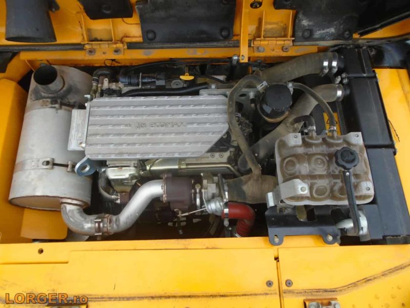 Excavator pe senile JCB JS131 LC+