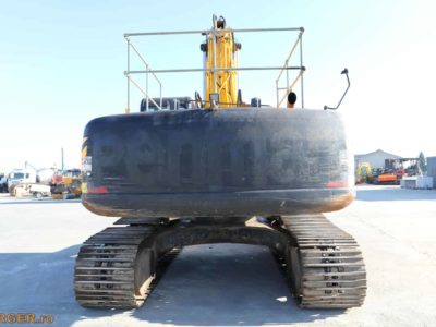 Excavator pe senile JCB JS290 LC