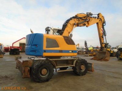 Excavator pe pneuri Liebherr A914 Compact