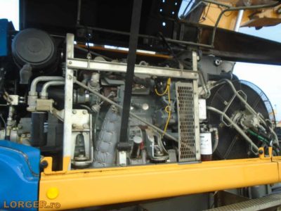 Excavator pe pneuri Liebherr A914 Compact