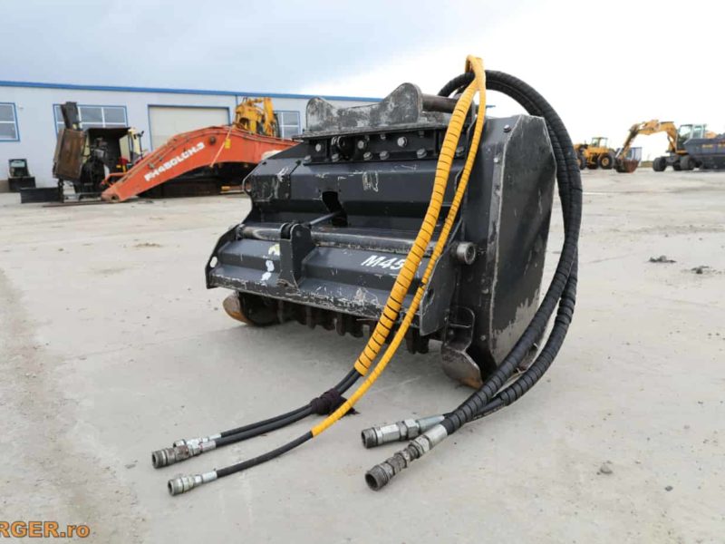 Tocator industrial Prinoth M450E